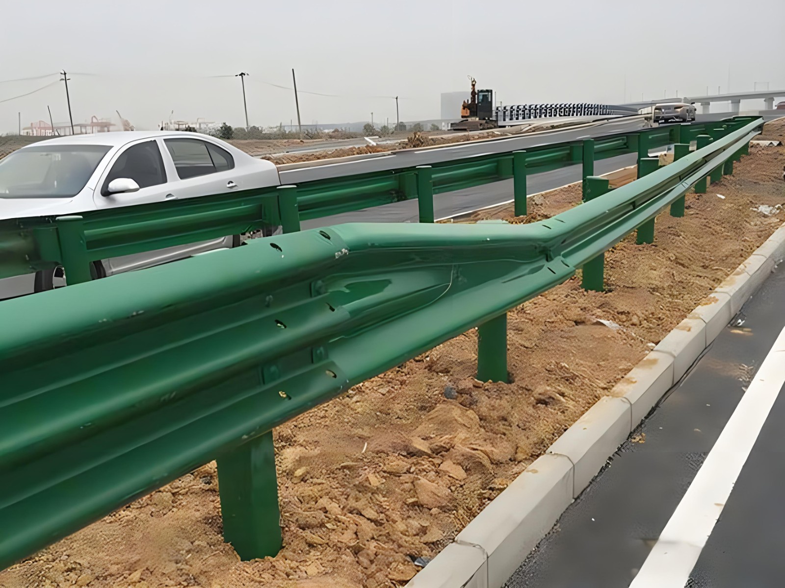 贵阳高速波形护栏板日常维护方案确保道路安全新举措